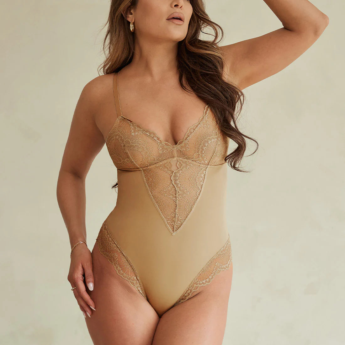 Lace Shapewear Bodysuit™ - Hourglass Shaping Enhances Your Figure