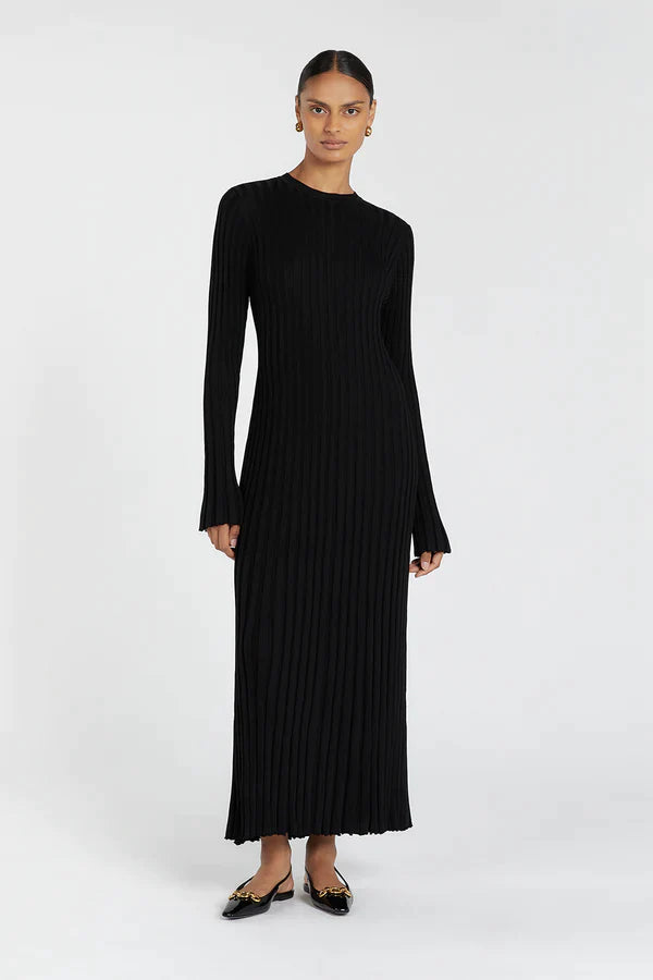 Knitted Long Dress™ | Elegant Midi Dress with Sculpted Design